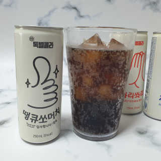 일화 No 슈가0Kcal 스테비아 톡별콜라 콤보팩 250mlX30 캔 — 3점을 준 리뷰어가 2020년 7월 올린 사용 사진