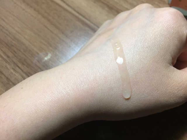 클레오시는 자연주의 브랜드 오나팜 모공 톡스 앰플세럼 리뷰 사진