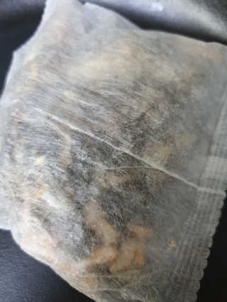 [풀무원] 자연의 감칠맛 통디포리, 통멸치 다시팩 세트 — 5점을 준 리뷰어가 2020년 5월 올린 사용 사진