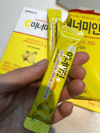 이너미인 VITAMIN-C 700 — 5점을 준 리뷰어가 2020년 10월 올린 사용 사진