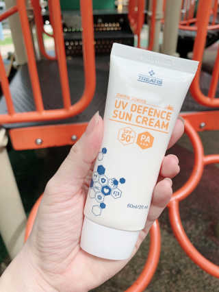 트리티스 SG_[TREATIS] UV Defence Sun Cream — 4.5점을 준 리뷰어가 2020년 12월 올린 사용 사진