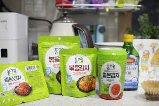 [풀무원] 들기름 볶음김치, 톡톡 김치, 깔끔한 김치 — 5점을 준 리뷰어가 2020년 6월 올린 사용 사진