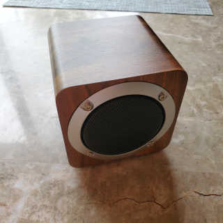 SEVIZ MINI10W 레트로 블루투스 스피커 — 5점을 준 리뷰어가 2020년 9월 올린 사용 사진