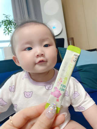 [풀무원베이비밀] 프로바이오락 베이비 튼튼 유산균 — 5점을 준 리뷰어가 2020년 8월 올린 사용 사진