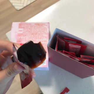 헬스업_쁘띠쁘띠석류콜라겐젤리_20g x 14포 — 5점을 준 리뷰어가 2020년 9월 올린 사용 사진