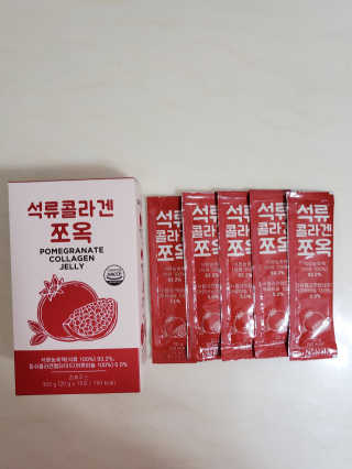 조은약초 석류콜라겐 석류즙 석류쪼옥 젤리 스틱 15포 x 20g — 4점을 준 리뷰어가 2020년 7월 올린 사용 사진