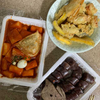 죠스떡볶이 [죠스푸드] 짜빠떡볶이+떡또그+범벅만두 신메뉴 3종 — 3점을 준 리뷰어가 2020년 5월 올린 사용 사진