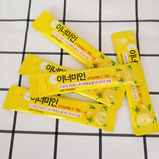 이너미인 VITAMIN-C 700 — 5점을 준 리뷰어가 2020년 8월 올린 사용 사진