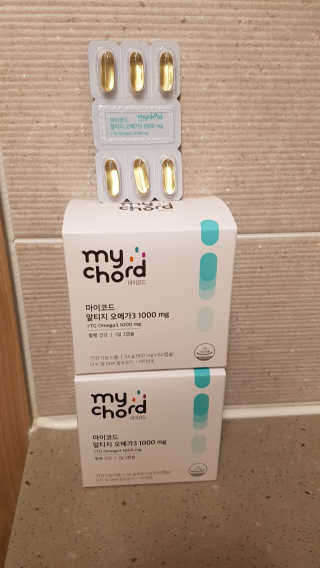 JW중외제약 마이코드 알티지 오메가3 1000 mg — 5점을 준 리뷰어가 2020년 7월 올린 사용 사진