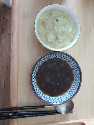 바다는다웰빙이다 완도사랑 전복죽 250g - 2팩 + 전복장조림 2팩 — 5점을 준 리뷰어가 2020년 8월 올린 사용 사진