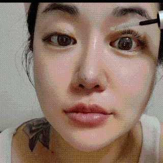 닥터존스킨 눈썹자라 — 3점을 준 리뷰어가 2020년 8월 올린 사용 사진