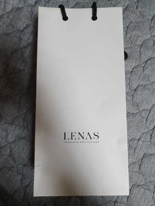 레나스 프리미엄 아로마 디퓨저 200ml  [1SET] — 5점을 준 리뷰어가 2020년 5월 올린 사용 사진