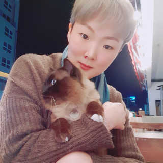 다슈코리아 다슈 맨즈 비타 붐 톤업 크림 — 5점을 준 리뷰어가 2020년 4월 올린 사용 사진