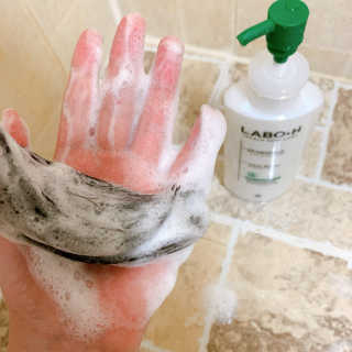 라보에이치 프로바이오틱스 탈모증상완화 샴푸 — 4.5점을 준 리뷰어가 2020년 9월 올린 사용 사진