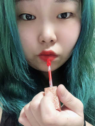 [블랙루즈] 에어 핏 벨벳틴트7 택1+랜덤1 — 5점을 준 리뷰어가 2020년 11월 올린 사용 사진