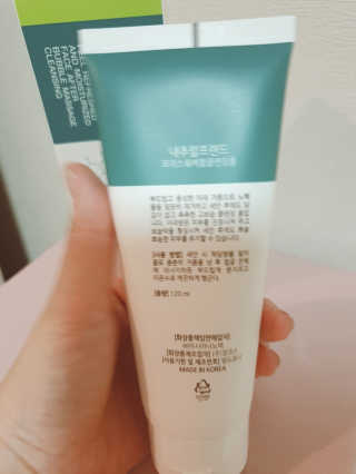 내추럴프렌드 모이스춰 버블 클렌징폼 — 5점을 준 리뷰어가 2020년 9월 올린 사용 사진