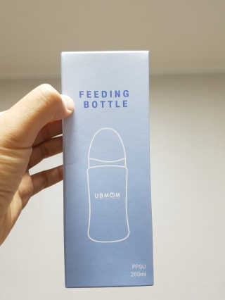 유비맘 PPSU 젖병 노꼭지_260ml_컬러 랜덤 발송 — 5점을 준 리뷰어가 2020년 10월 올린 사용 사진