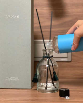 레나스 프리미엄 아로마 디퓨저 200ml  [1SET] — 5점을 준 리뷰어가 2020년 10월 올린 사용 사진