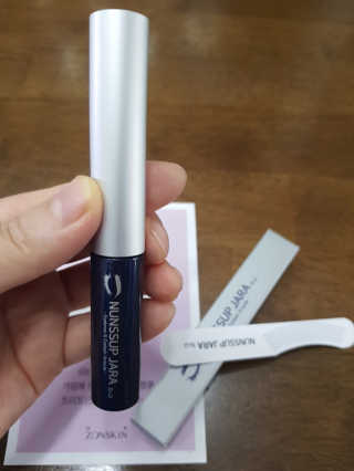 닥터존스킨 눈썹자라 — 5점을 준 리뷰어가 2020년 8월 올린 사용 사진