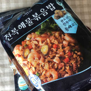 바다는다웰빙이다 전복해물볶음밥/전복김치볶음밥 250g-4봉지 — 4점을 준 리뷰어가 2020년 8월 올린 사용 사진