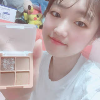 [블랙루즈] 크리스탈 하트 락 섀도우 4종 중 택1 — 5점을 준 리뷰어가 2020년 9월 올린 사용 사진