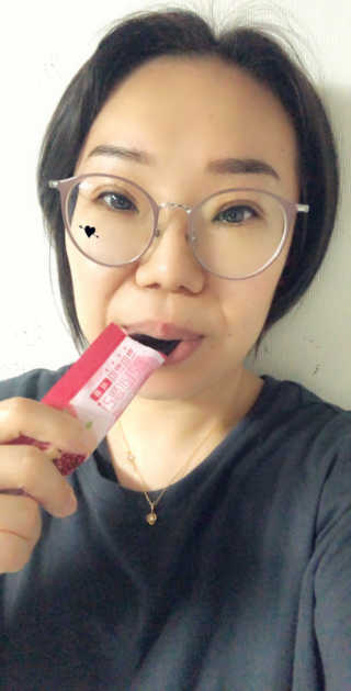 헬스업_쁘띠쁘띠석류콜라겐젤리_20g x 14포 — 4.5점을 준 리뷰어가 2020년 9월 올린 사용 사진
