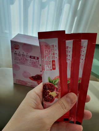 헬스업_쁘띠쁘띠석류콜라겐젤리_20g x 14포 — 5점을 준 리뷰어가 2020년 11월 올린 사용 사진