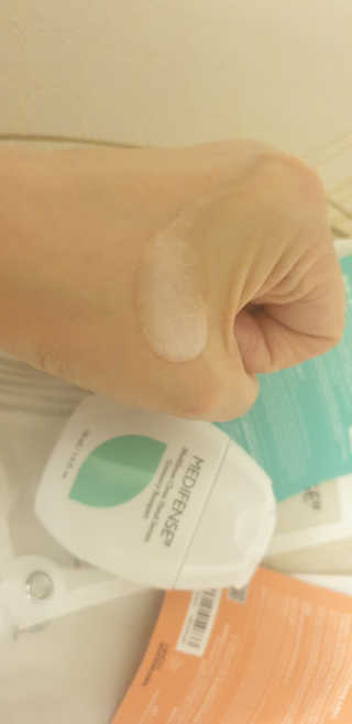 메디펜스 클린 핸드 세럼  2종 랜덤증정 — 4점을 준 리뷰어가 2020년 9월 올린 사용 사진