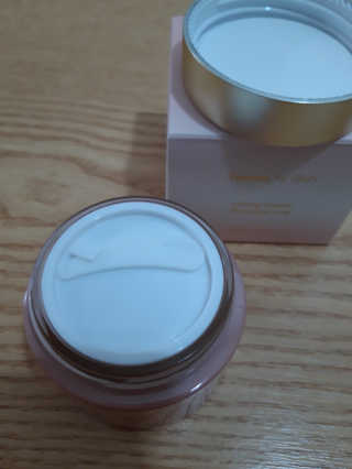 Tween.Ty Skin 트웬티스킨 리프팅 크림 프리미엄 라인 — 5점을 준 리뷰어가 2020년 11월 올린 사용 사진