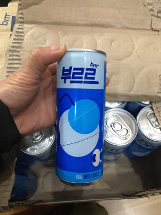 [칼로리 걱정 NO 제로칼로리 탄산음료]  부담없이 즐기는 부르르Brrr~~ 제로 사이다 — 5점을 준 리뷰어가 2020년 12월 올린 사용 사진