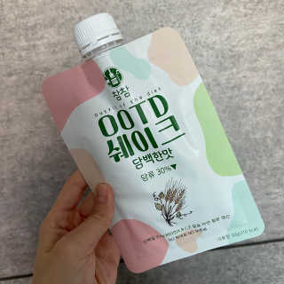 [꾸콤] 참참 OOTD쉐이크 담백한 일주일세트 50g x 5 — 5점을 준 리뷰어가 2020년 11월 올린 사용 사진