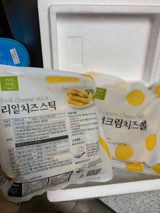 가치식탁 리얼치즈스틱, 리얼크림치즈볼 — 5점을 준 리뷰어가 2020년 5월 올린 사용 사진