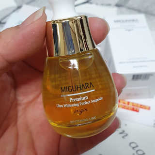 미구하라 프리미엄 울트라 화이트닝 퍼펙트 앰플 오리진  20ml — 5점을 준 리뷰어가 2020년 4월 올린 사용 사진