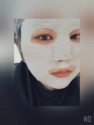 아이디플라코스메틱 페이스핏 플라스터 마스크 _ 리뉴얼 — 4점을 준 리뷰어가 2020년 11월 올린 사용 사진