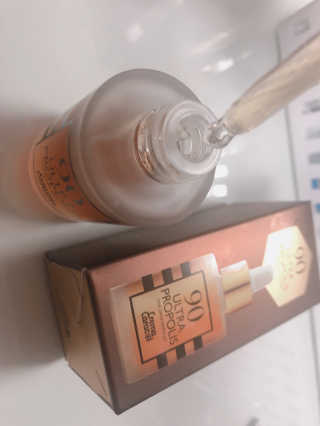 자민경 크레마카라콜 울트라 90 프로폴리스 앰플 — 5점을 준 리뷰어가 2020년 12월 올린 사용 사진