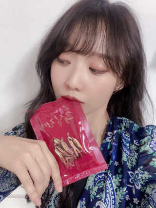 서울약사신협_프리미엄 6년근 홍삼진액_70mlx30포 — 5점을 준 리뷰어가 2020년 6월 올린 사용 사진