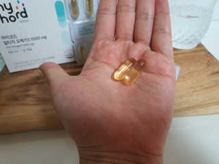 JW중외제약 마이코드 알티지 오메가3 1000 mg — 5점을 준 리뷰어가 2020년 7월 올린 사용 사진