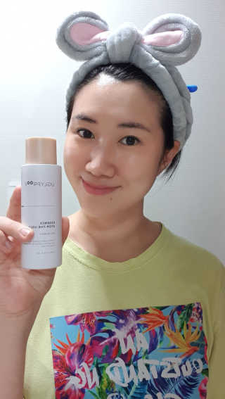 어글리프루프 에센스 스탑디어글리 레드모먼트 에센스 120ml — 5점을 준 리뷰어가 2020년 10월 올린 사용 사진