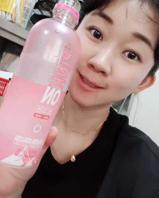 [활력충전 이온음료] 히말라야 핑크솔트를 담은 핑크온 — 5점을 준 리뷰어가 2020년 10월 올린 사용 사진