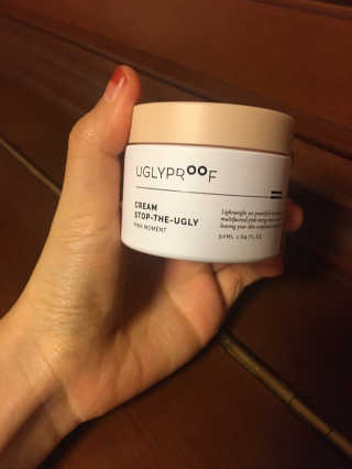 어글리프루프 크림 스탑디어글리 핑크모먼트 50ml — 4점을 준 리뷰어가 2020년 10월 올린 사용 사진