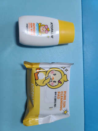 아토팜 야외놀이 선밀크 SPF50+ PA+++ — 5점을 준 리뷰어가 2020년 5월 올린 사용 사진