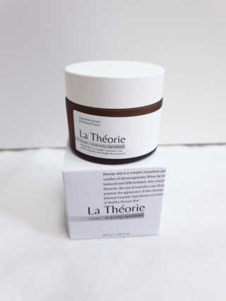 La Theorie Hydrating Ingredients | 하이드레이팅 인그레이디언츠 — 5점을 준 리뷰어가 2020년 5월 올린 사용 사진