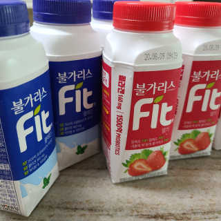 남양유업 [불가리스]마시는 발효유 Fit 딸기/플레인 — 5점을 준 리뷰어가 2020년 7월 올린 사용 사진