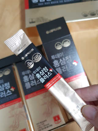 서울약사신협_투데이홍삼정플러스스틱_10g x 30포 — 4.5점을 준 리뷰어가 2020년 12월 올린 사용 사진