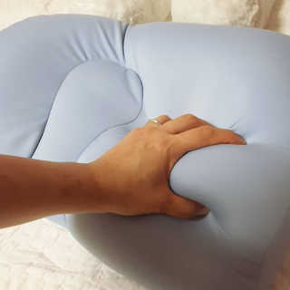 바네스데코 통째로 세탁 꿀잠 숙면 기절 마약모찌베개D — 5점을 준 리뷰어가 2020년 6월 올린 사용 사진