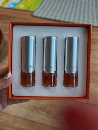 메디페르 [ 1+1 ] 루테인앰플세트 1개 + 루테인크림 50ml 1개 — 5점을 준 리뷰어가 2020년 9월 올린 사용 사진