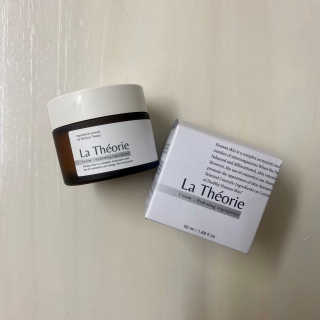 La Theorie Hydrating Ingredients | 하이드레이팅 인그레이디언츠 — 5점을 준 리뷰어가 2020년 4월 올린 사용 사진