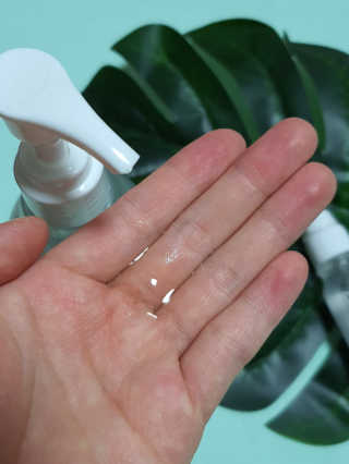 온가족 위생습관, 72스퀘어 손소독제 300ml+30mlx2 구성 — 5점을 준 리뷰어가 2020년 10월 올린 사용 사진
