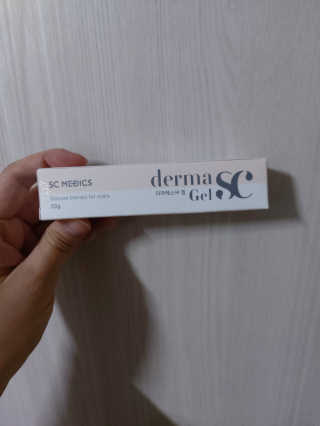 derma SC-Gel 더마에스씨 겔 20g — 4점을 준 리뷰어가 2020년 5월 올린 사용 사진