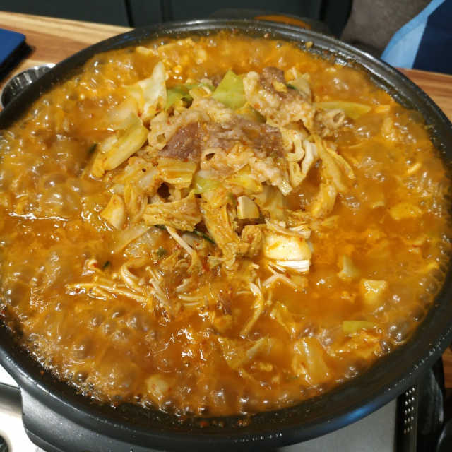 [팔팔양대창구이곱창전골] 양념한판 or 곱창전골中 리뷰 사진